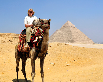 Egypt-D700-24-70-(413)-me-on-my-camel-810301