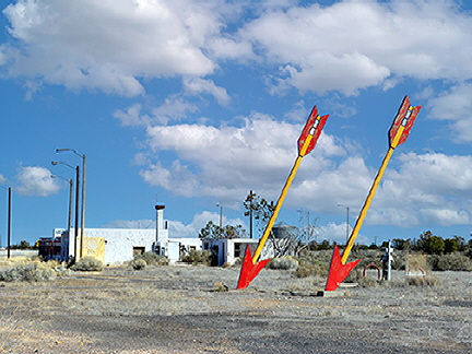 DSC_2794-two-arrows-AZ-NS DSC_2794-two-arrows-AZ-NS