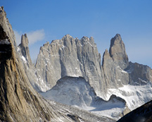 torres-del-paine-granite-peaks