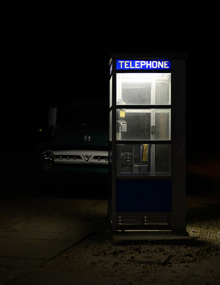 _DSC1198-8511360-telephone-booth