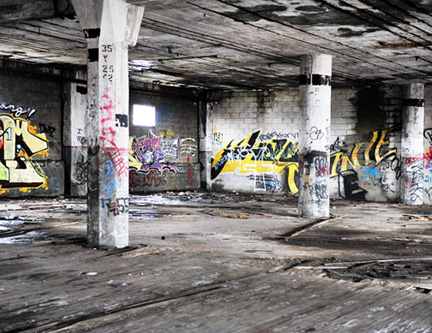 _DSC4816-adj-8511360